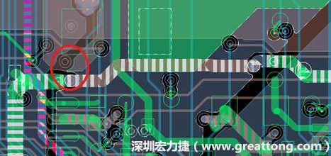 慢慢確認(rèn)CAF發(fā)生的位置后，可以配合Gerber查看PCB的結(jié)構(gòu)是否有通孔太近或是線路太近的問(wèn)題。