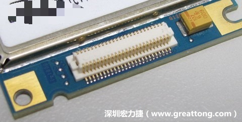PCBA大講堂：板對板連接器下面裸銅設(shè)計，造成模組功能不良