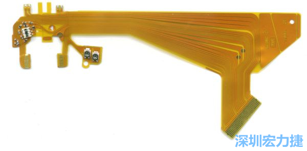 針對消費性電子產(chǎn)品的外型設(shè)計，F(xiàn)PC可以做任意形狀的適應(yīng)性線路設(shè)計。