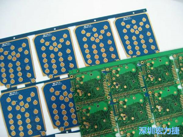 PBC與HDI等硬質(zhì)載板因應(yīng)不同構(gòu)型的結(jié)構(gòu)組裝需求，能做的彈性設(shè)計有限，必須搭配FPC軟板進(jìn)行整合設(shè)計。