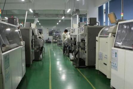 如何選擇合格的SMT加工廠家？