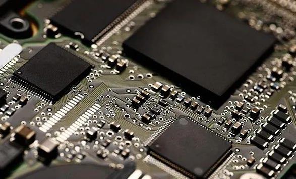 PCBA加工貼片元器件與插件元器件的區(qū)別在哪？