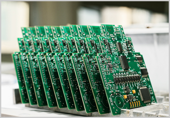 PCBA代工代料廠家怎么選？資質(zhì)、產(chǎn)能與質(zhì)量控制全面解析